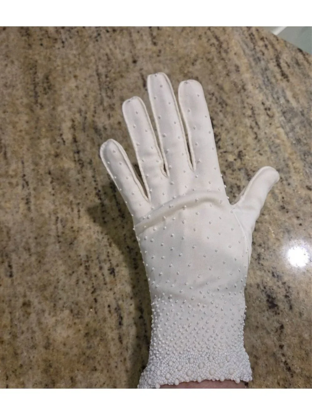 Vintage Womens Size L Off-White Cotton Stretch Formal Gloves Beaded Scallop...